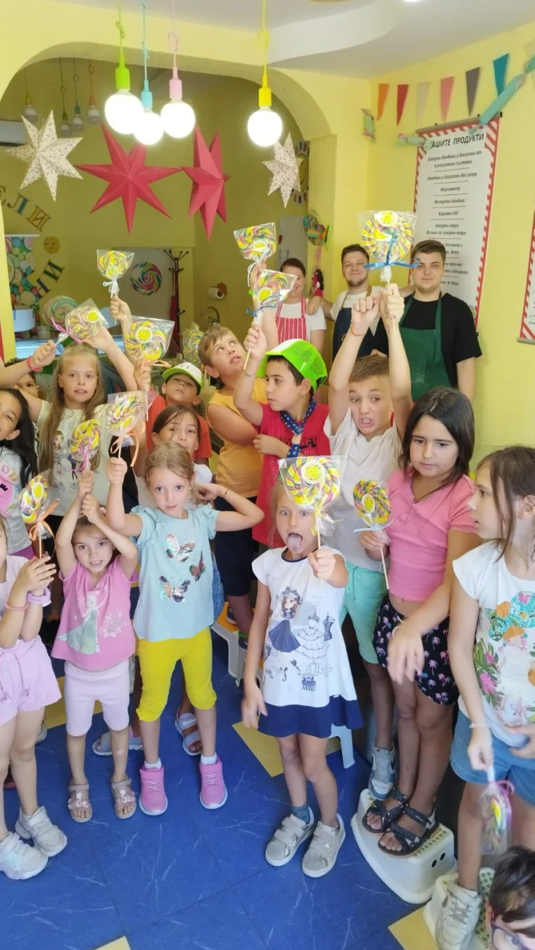 Деца в Детска Вселена, Варна