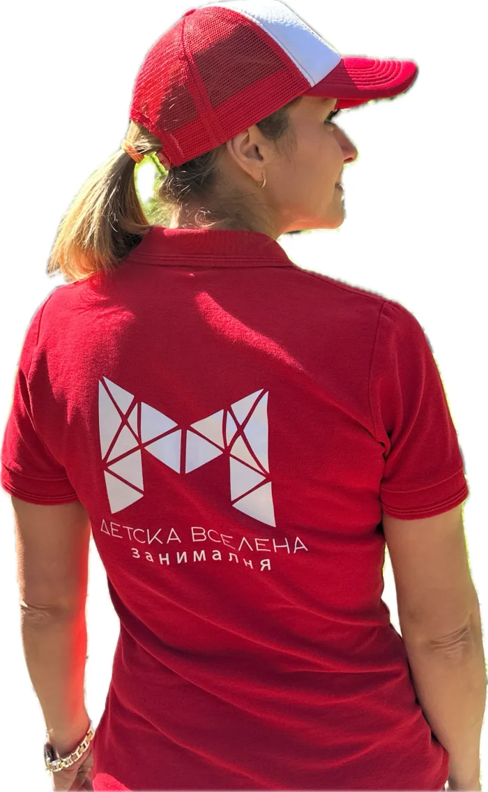 Моника, основател на Детска Вселена, в екипа на Зелено училище