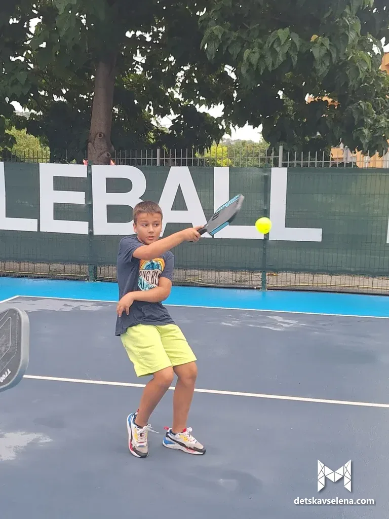 Урок по пикълбол в Pickleball Park Varna (4) – Зелено училище 2026