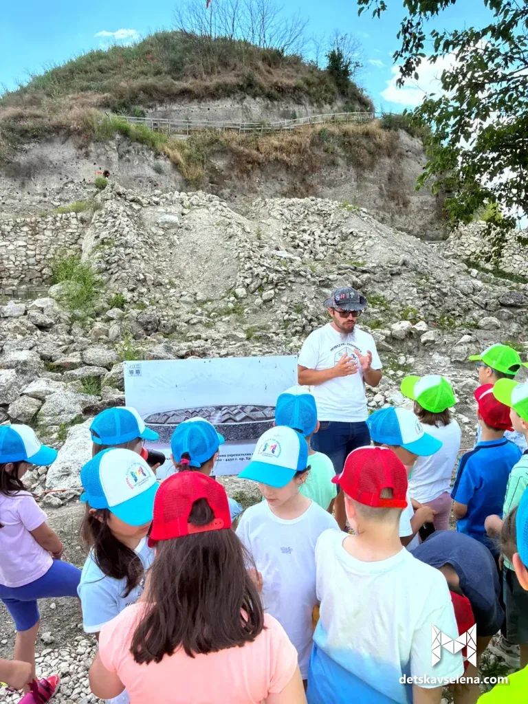 Побитите камъни и мозайките в Девня (3) – Зелено училище 2026